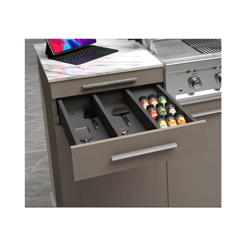 Cuisine extérieure Deluxe Grill Station Plus