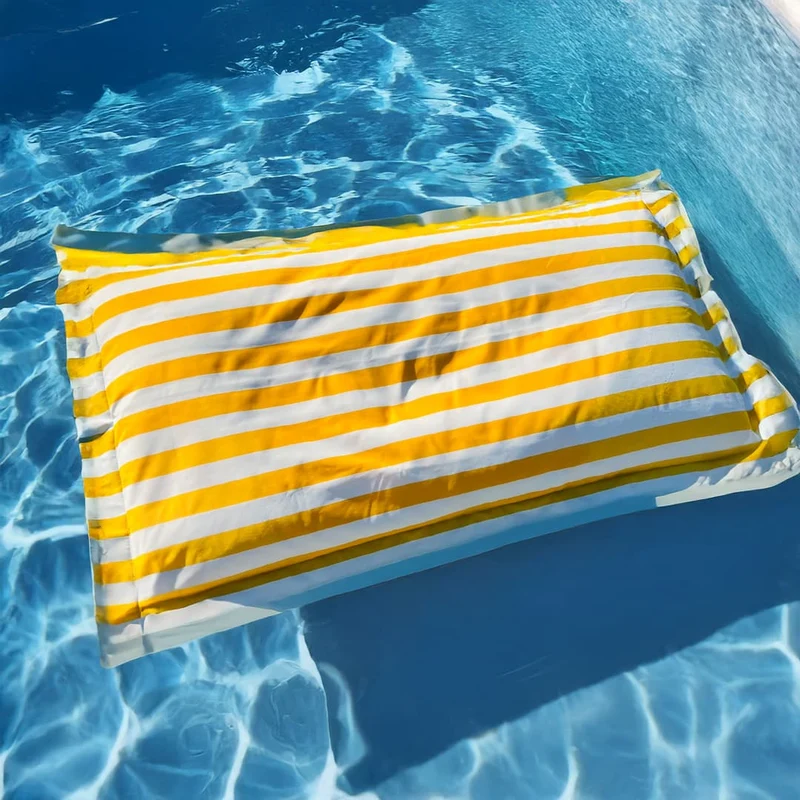Matelas Oasis Martini de piscine