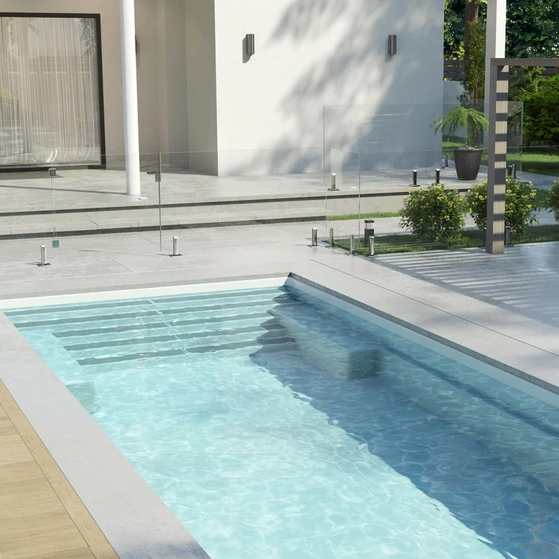 Piscine en fibre de verre - 12 x 20 pi