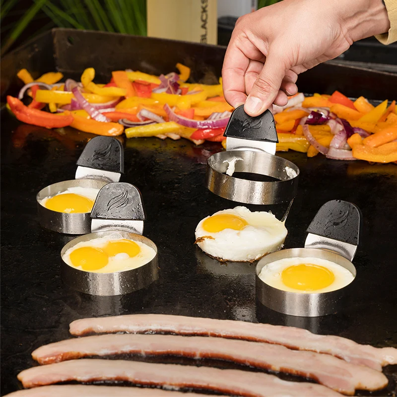 Ensemble d'outils de cuisson pour déjeuner