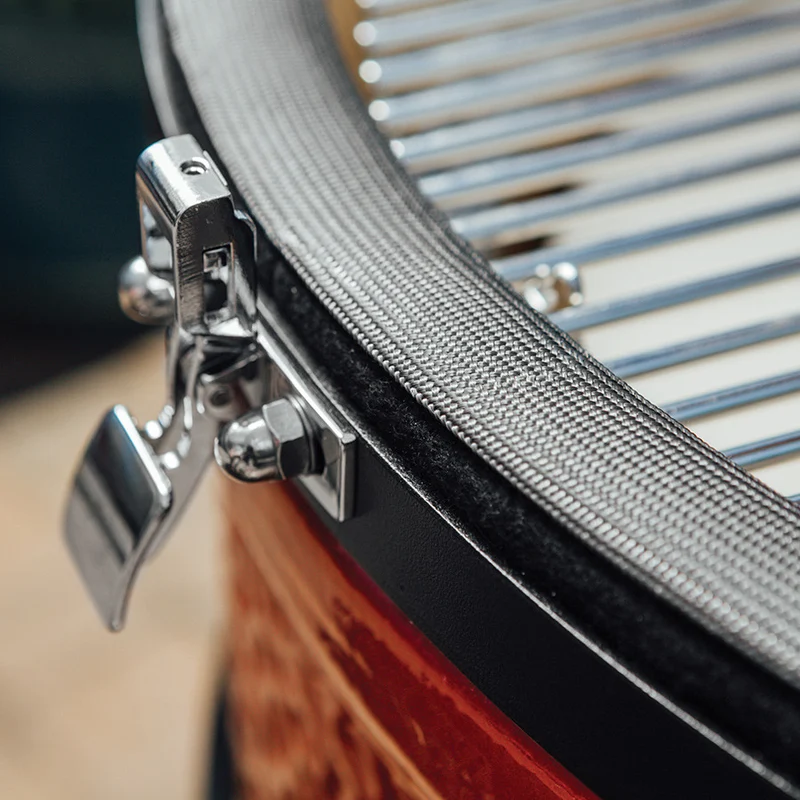 Fumoir au charbon Kamado Joe Classic II