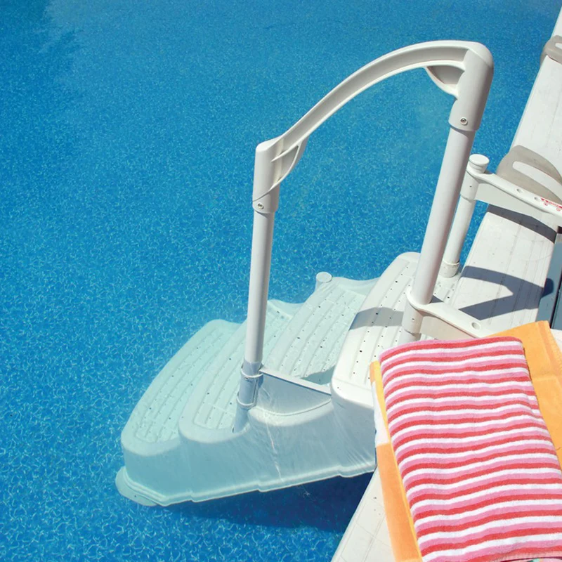 Marche pour piscine hors terre avec 1 rampe
