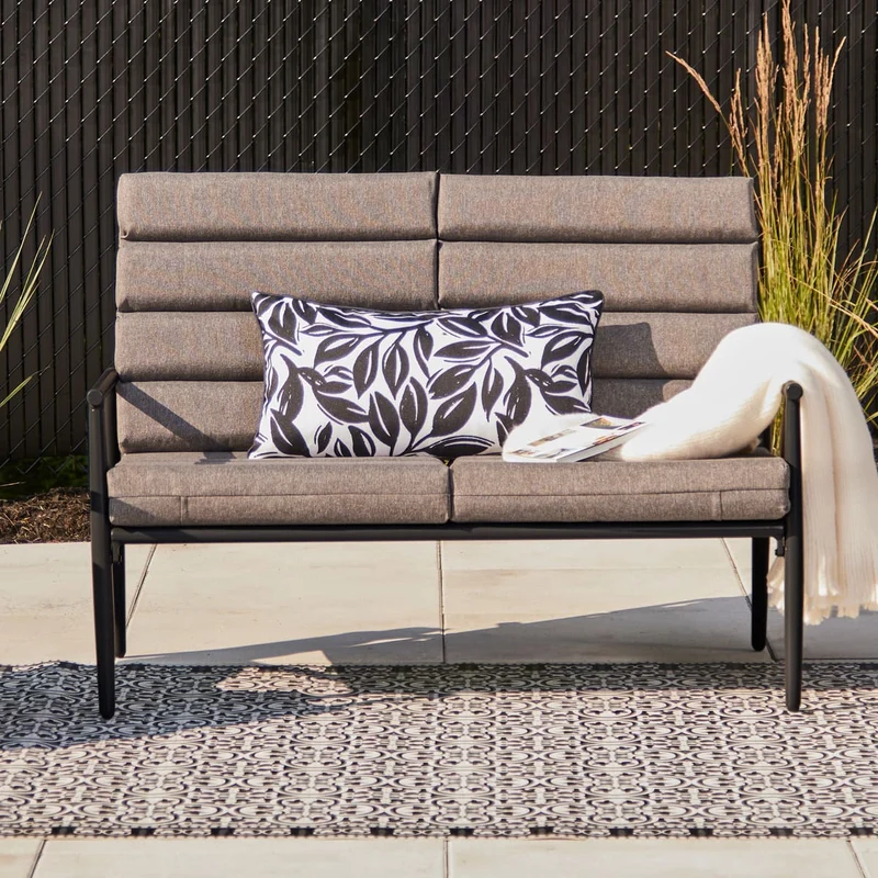 Coussin extérieur 14 x 26 po - Noir imprimé
