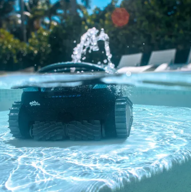 Robot Maytronics Dolphin EON 100 Aspirador de Piscina Automático a bateria
