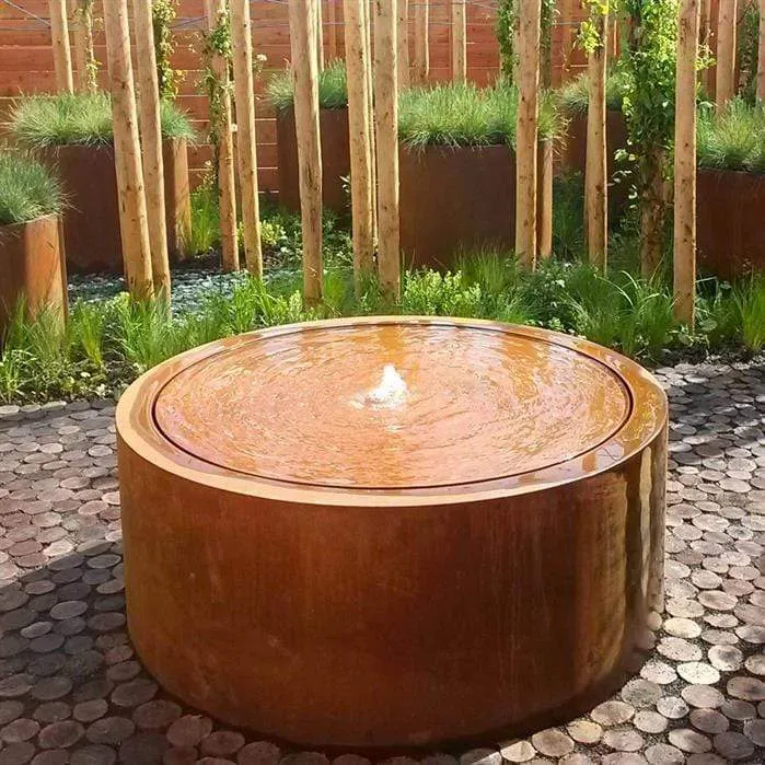 Table d'eau rond en acier corten 145 x 75CM - Avec 1 fontaine + LED
