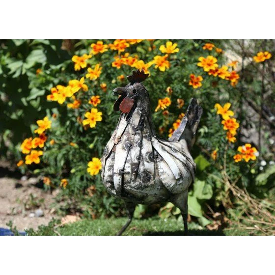Poule blanche - Oiseau décoratif en métal recyclé