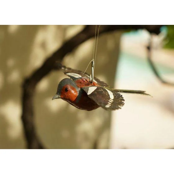 Pinson en vol - Oiseau décoratif en métal recyclé