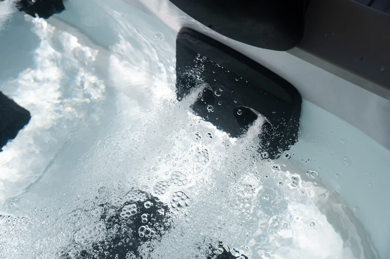 MSpa – Spa rígido cuadrado Oslo Aero Plus 4–6 personas