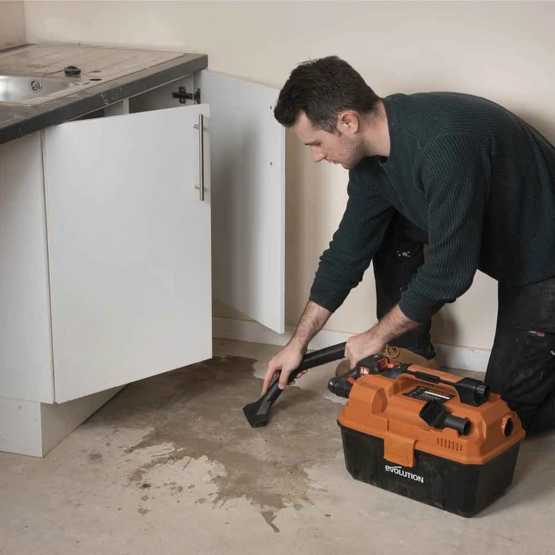 Aspirateur sans fil 11L Evolution R11VAC-Li pour déchets secs et humides sans batterie ni chargeur