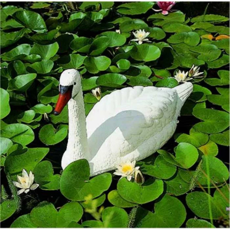 Cygne blanc flottant 54.5CM