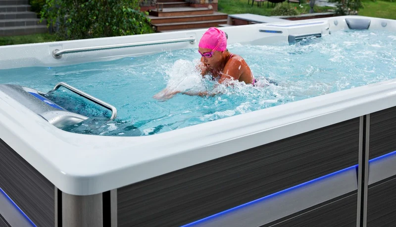 E500 · Endless Pools