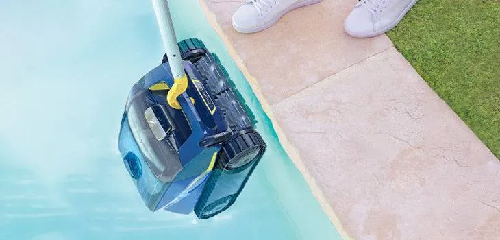 Aspirador ZODIAC FREERIDER RF 5400 iQ limpa fundos automático a bateria sem fios