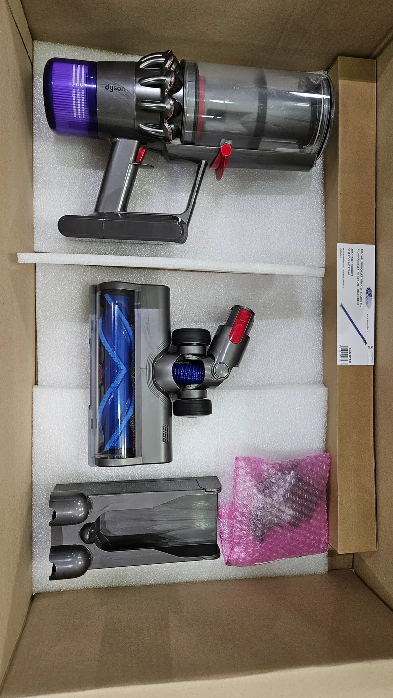 Dyson V11