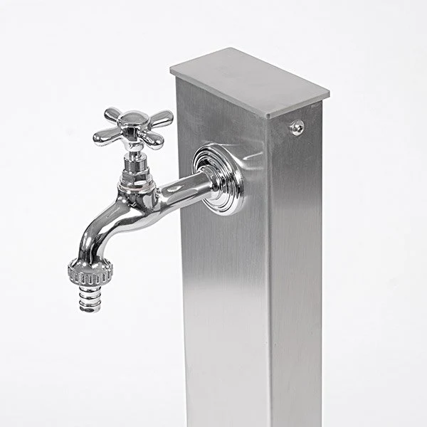 Fontaine borne jardin Fontana Quadrata Inox