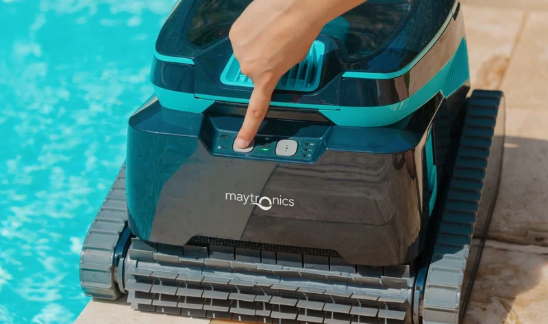 Aspirador robot Maytronics Dolphin LIBERTY 600 limpa fundos automático bateria sem fios