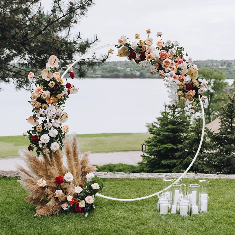 Arche Circulaire à Décorer pour Mariage 200 cm - Blanc
