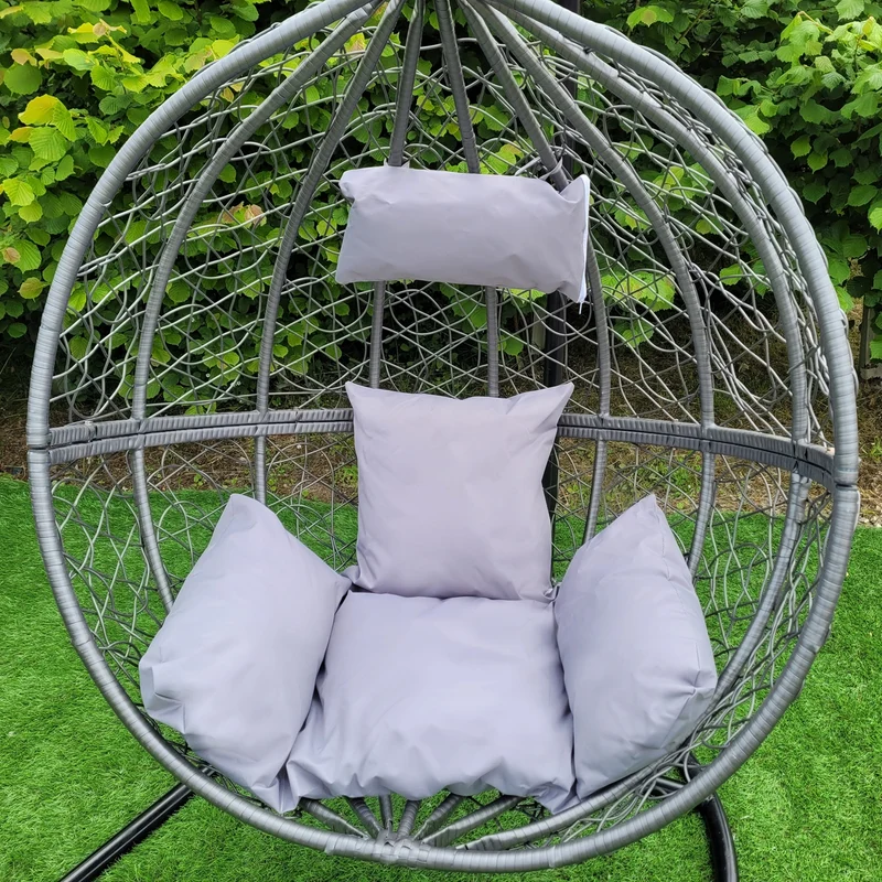 Chaise Suspendue en Rotin Gris