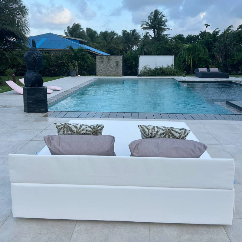 BED DE PLAGE ET PISCINE "MIAMI" - Cozip