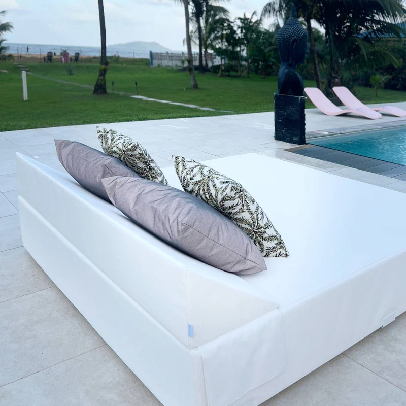 BED DE PLAGE ET PISCINE "MIAMI" - Cozip