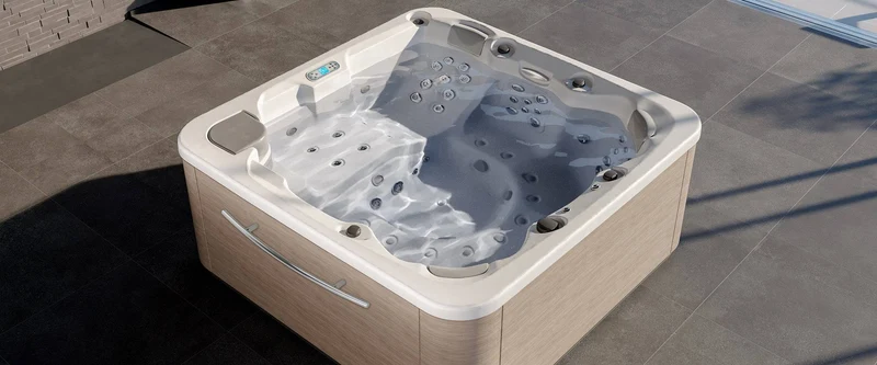 SPA PACIFIC 70 com 50 jatos
