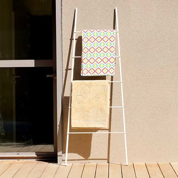 Porte serviette pour piscine Scala