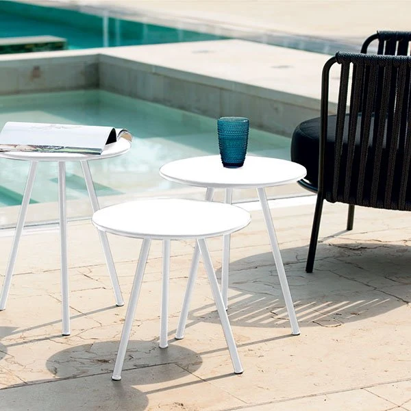 Tables gigognes jardin Triade