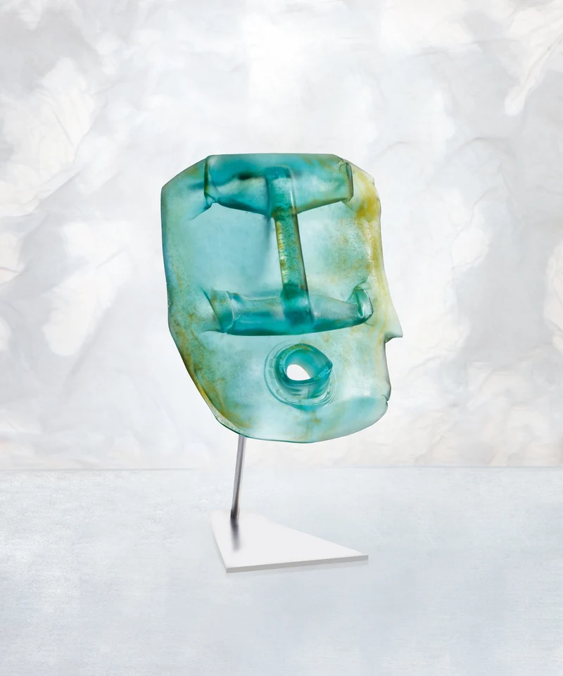 Blue Oil Head de Romuald Hazoumé 175ex