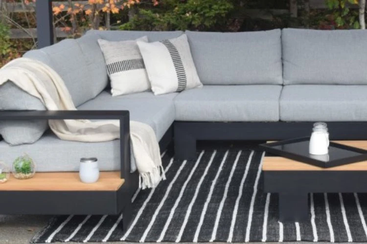 Tapis noir ligné - Collection Graphite