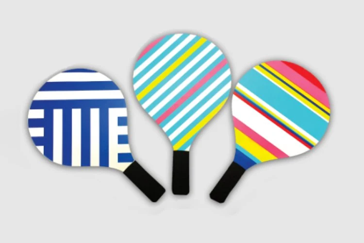 Jeu de raquette de plage à motifs colorés
